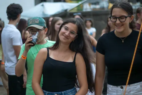 Fesťák — 90