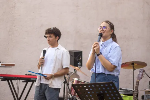 Fesťák — 12