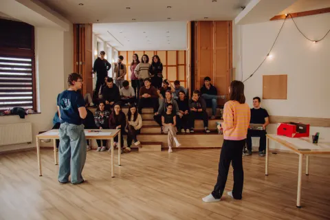 Silvestrovský 25 — 99
